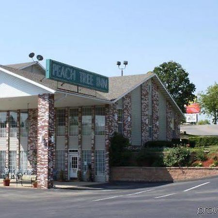 Peach Tree Inn Бренсон Екстер'єр фото