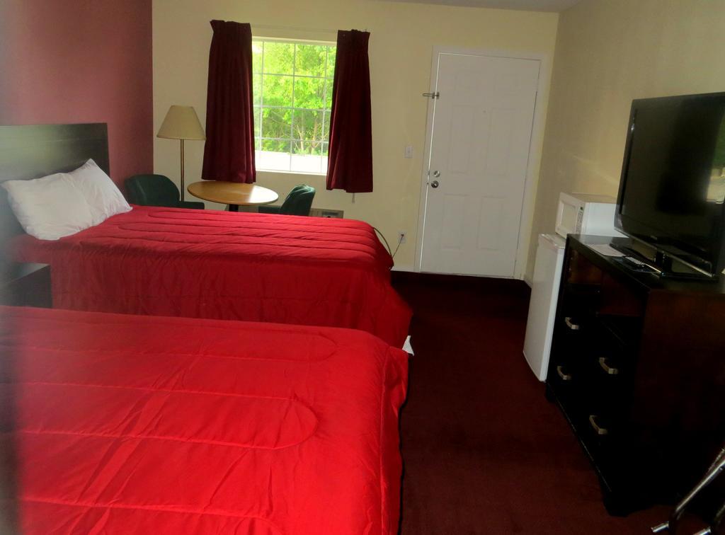 Peach Tree Inn Бренсон Номер фото